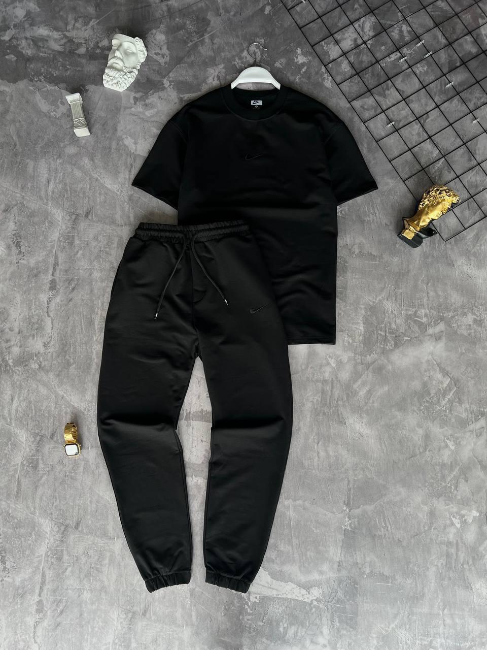 Nike™ Premium Tracksuit - Limited Edition.