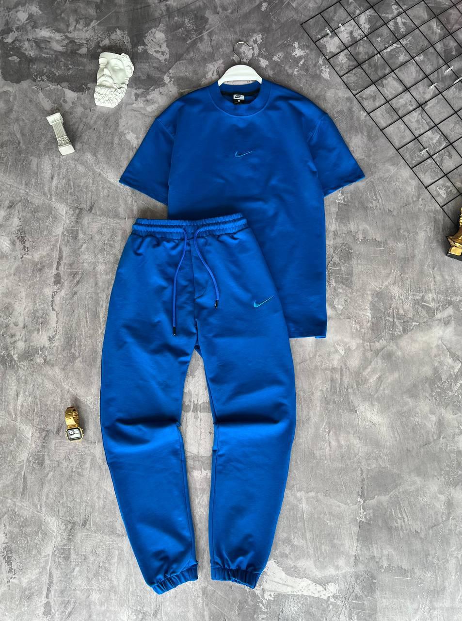 Nike™ Premium Tracksuit - Limited Edition.